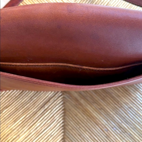 Vintage Coach Leatherware City Bag in British Tan - Picture 9 of 14